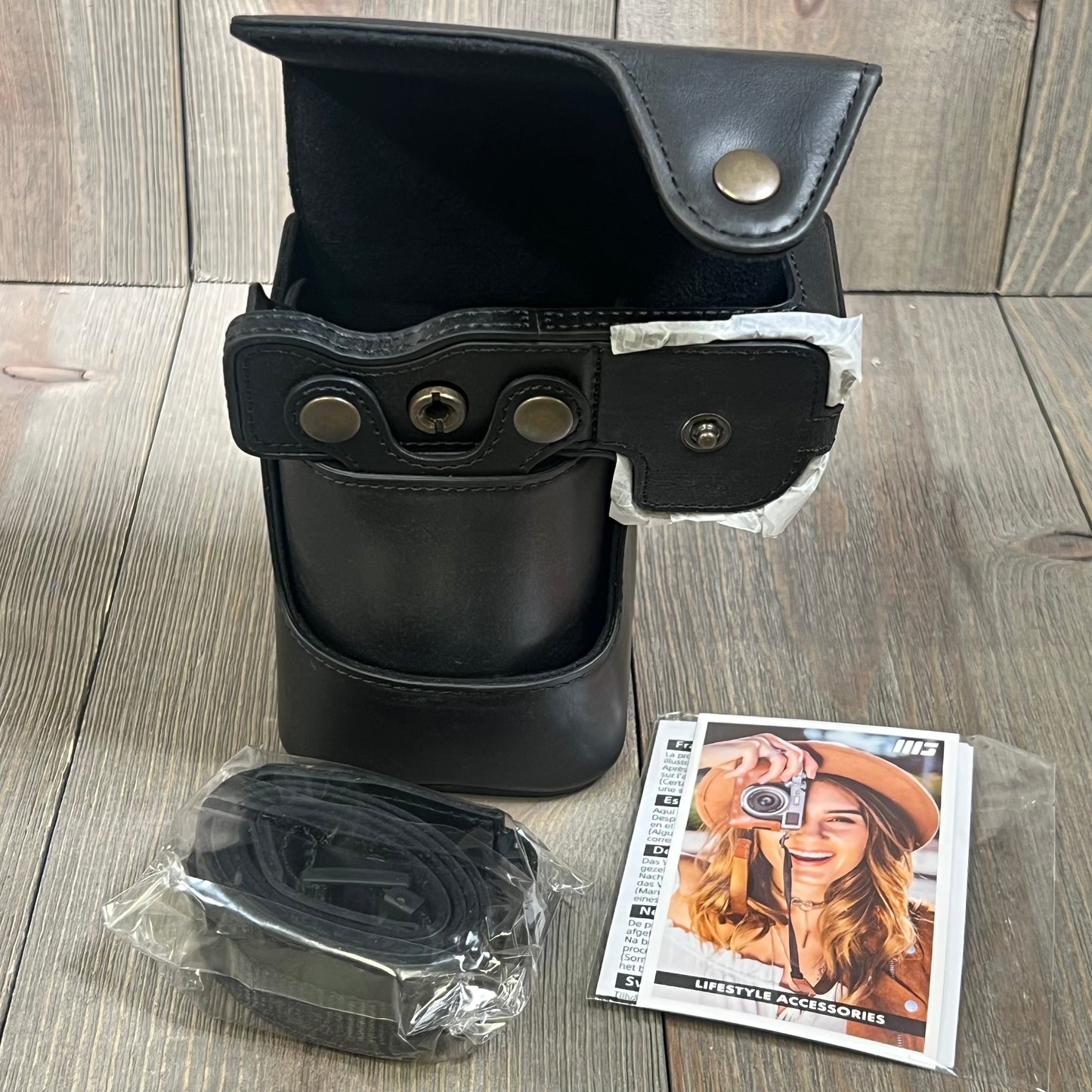MegaGear Genuine Leather Camera Case for Nikon Z5 - Black
