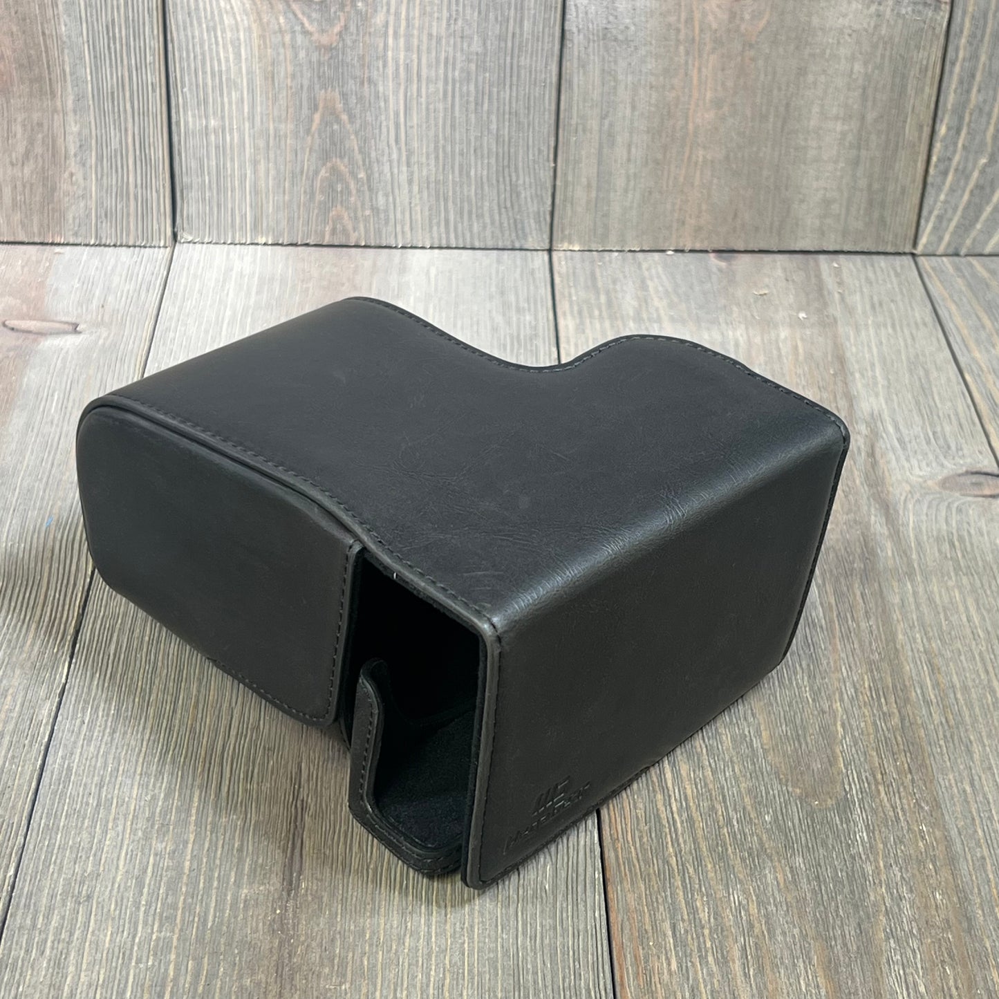 MegaGear Genuine Leather Camera Case for Nikon Z5 - Black
