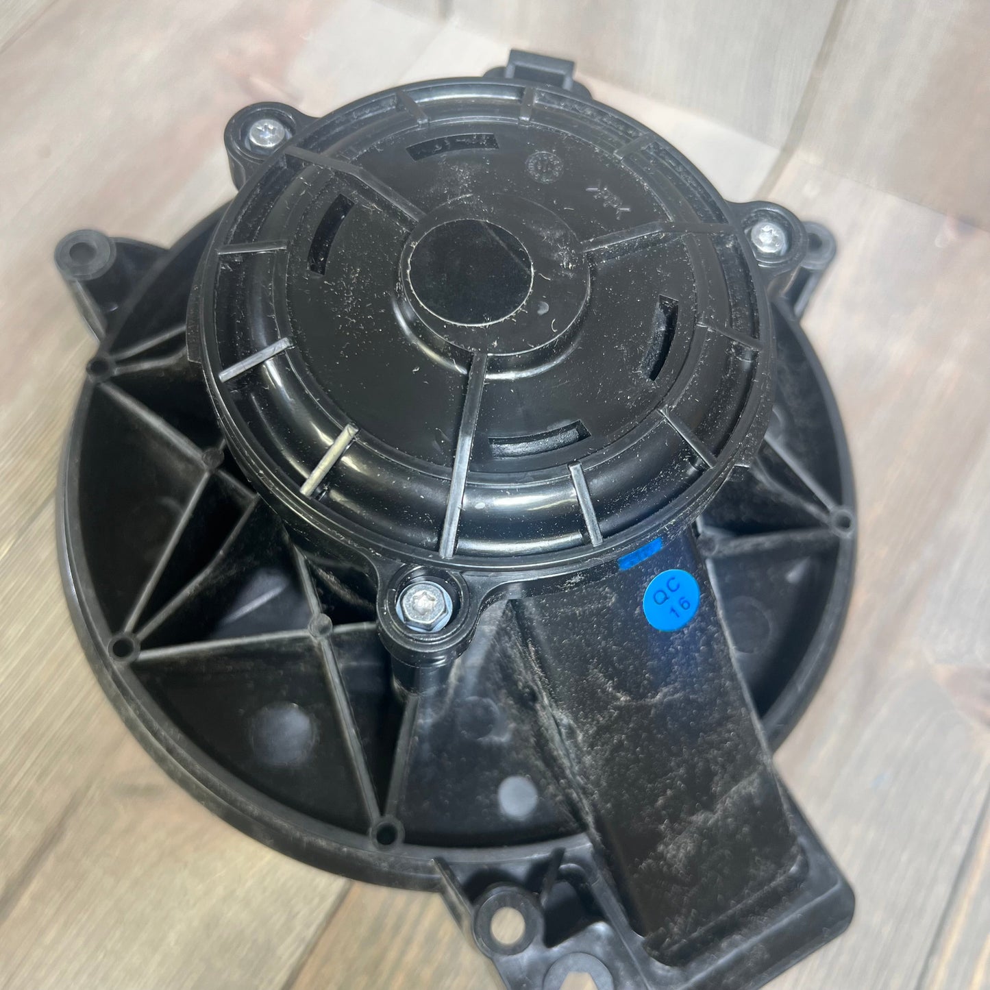 Durable HVAC plastic blower motor with ABS fan cage for Ford Fusion, Lincoln MKZ, and Mercury Milan, 2006-2009 models.