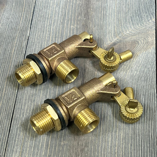 Bronze Blulu float valves for water tanks, featuring 1/2 inch inlet and male outlet, perfect for efficient water control.