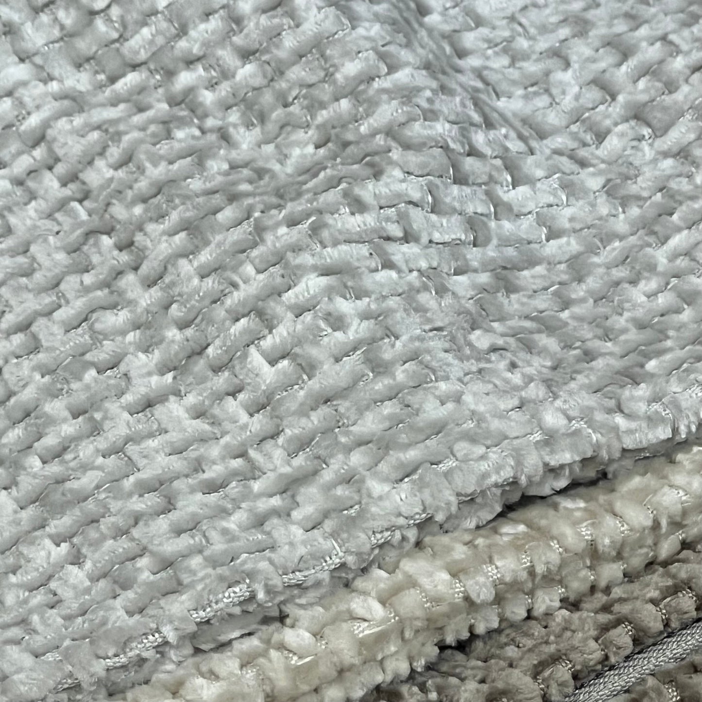 Soft chenille texture of MIULEE pillow covers, showcasing neutral tones for farmhouse boho decor.