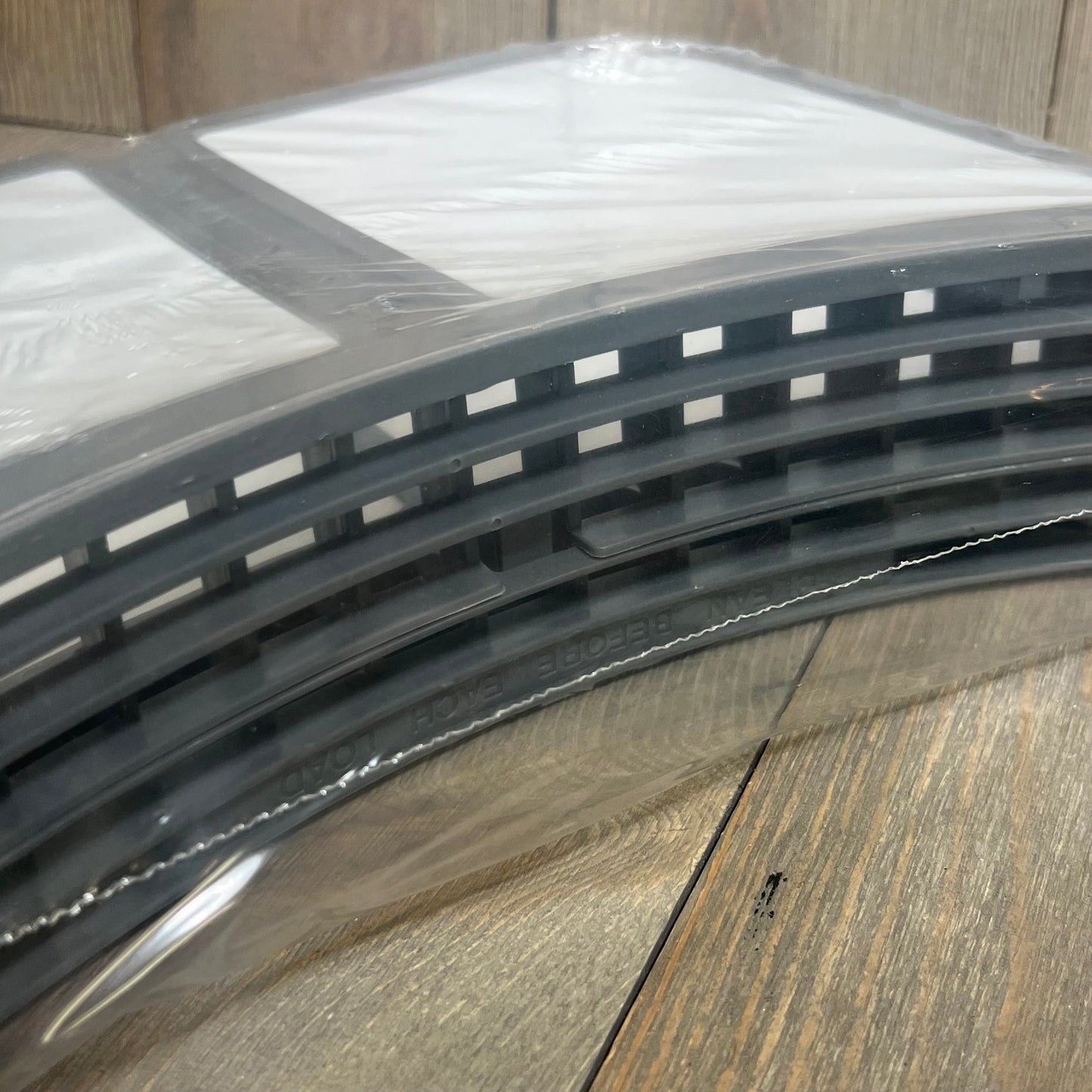 Replacement screen filter for dryers, compatible with Frigidaire, Electrolux, Kenmore range hoods, close-up view.