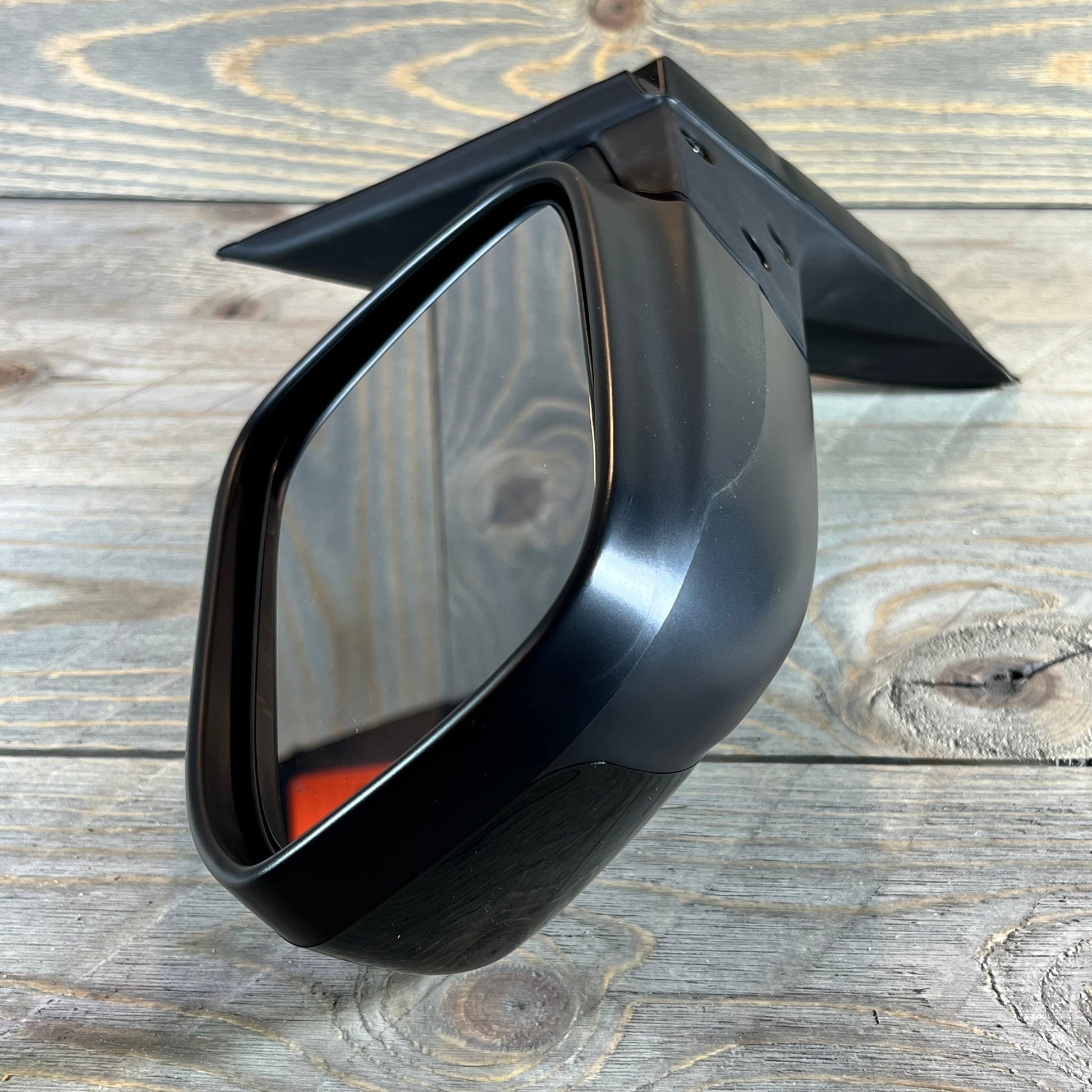 Glossy black driver side door mirror for 2003-2007 Honda Accord Coupe, power, non-heated, model HO1320241.