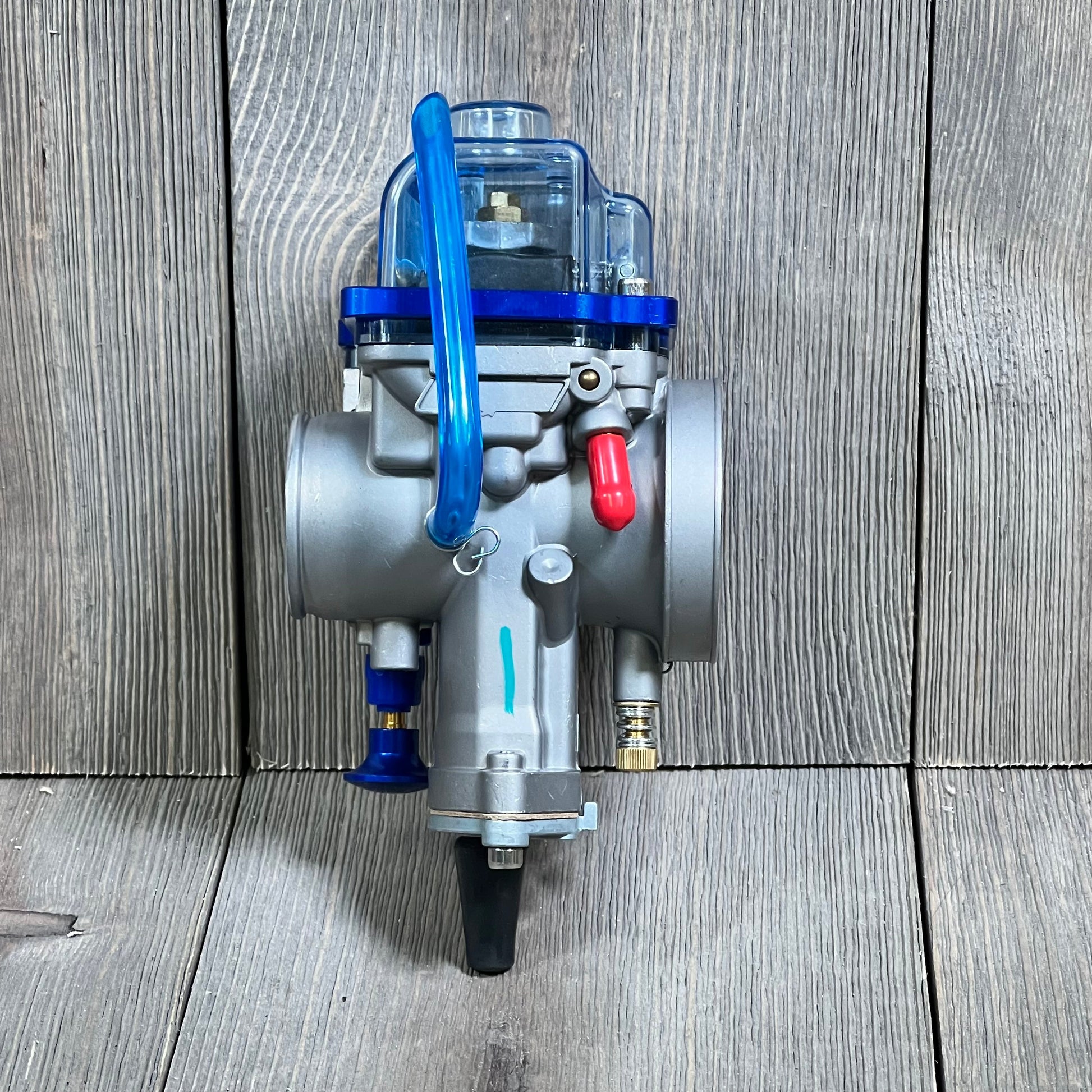 Universal motorcycle racing carburetor PWK 32MM with blue float bowl, designed for 2T 4T engines, ideal for scooters and ATVs.