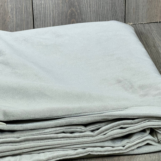 Light-grey DEZENE decorative pillow cases, showcasing their cozy soft velvet texture, perfect for farmhouse decor.