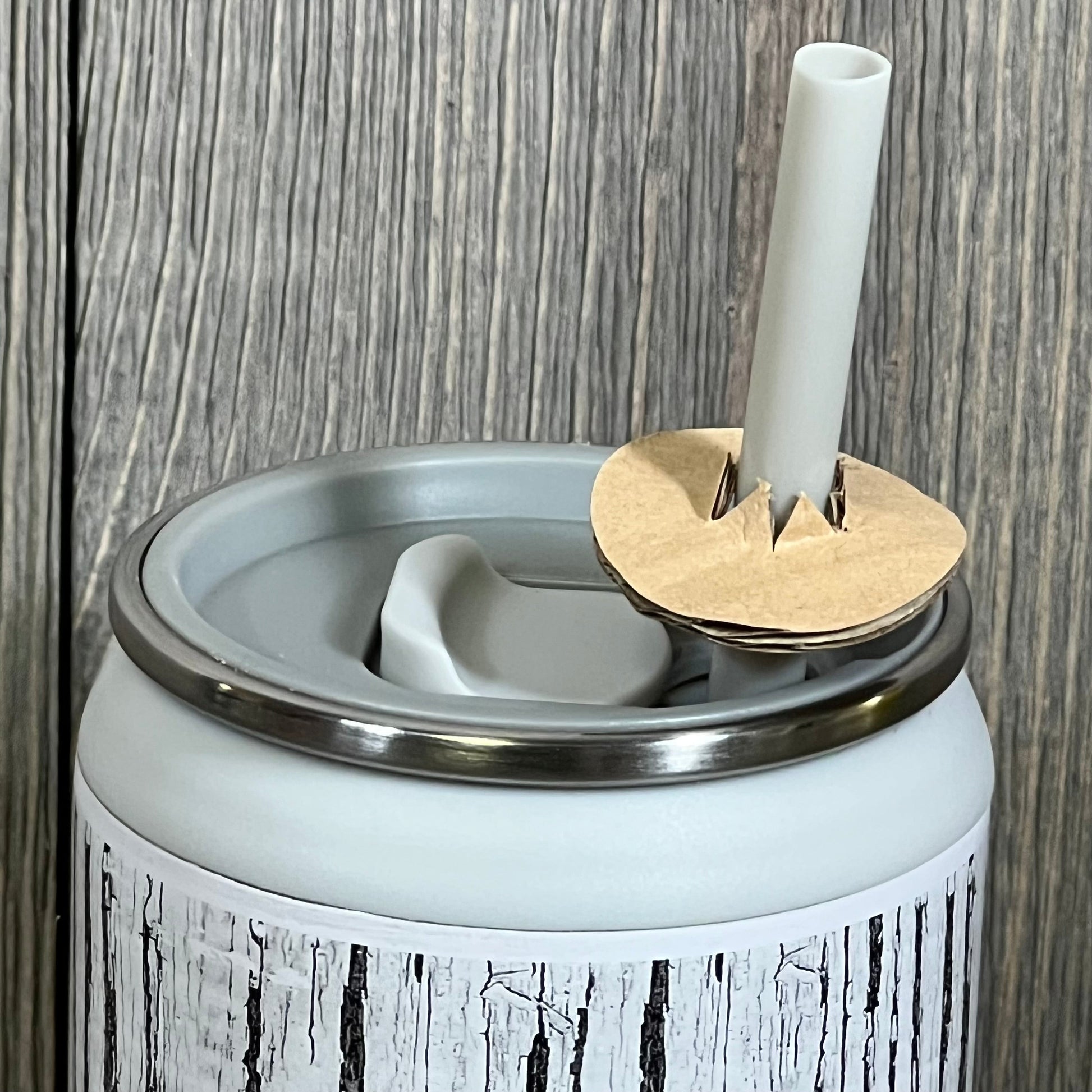 White Asobu Multi Can Cooler with lid detail, fits 12 oz and 16 oz cans, perfect for seltzer, beer, and energy drinks.