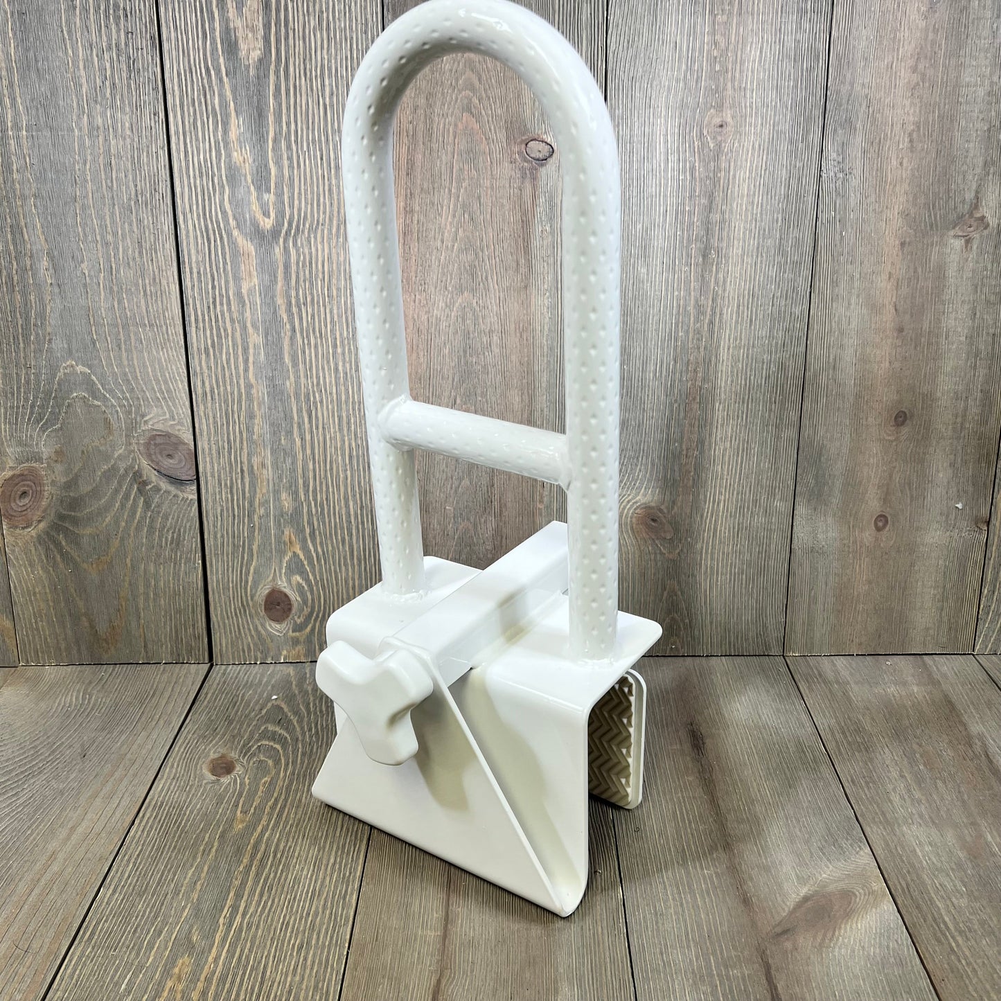 Heavy-duty white bathtub safety rail with anti-slip grip, designed for seniors and handicapped individuals, 300 lbs capacity.