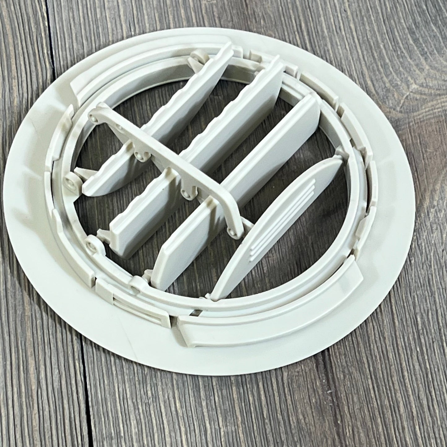 White AC vent louver for Ford Explorer 2011-2019, fits Lincoln MKT 2013-2019, ideal for Police Interceptor Utility, 2 pack.