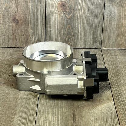 TUCAREST electronic throttle body assembly, 6-pin male connector, compatible with 05-07 Buick Rainier, 07-08 Escalade.