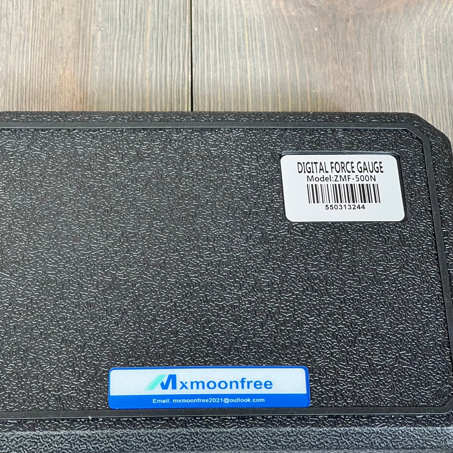 Mxmoonfree 500N Digital Force Gauge case showing model number ZMF-500N for precise mechanical physics measurements.