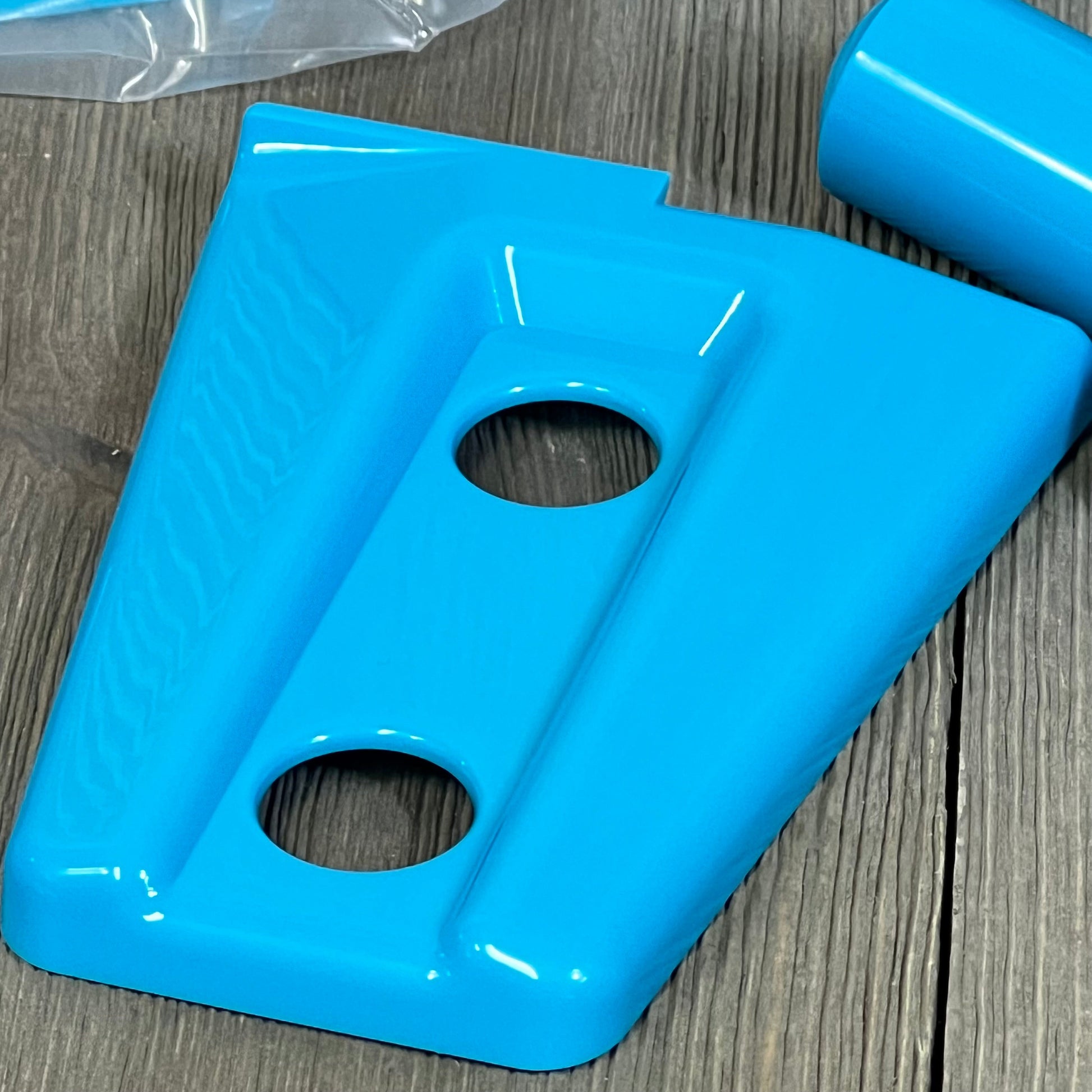 Light blue E-cowlboy door hinge cover for Jeep Wrangler JK 2007-2018, enhancing exterior style and protection.