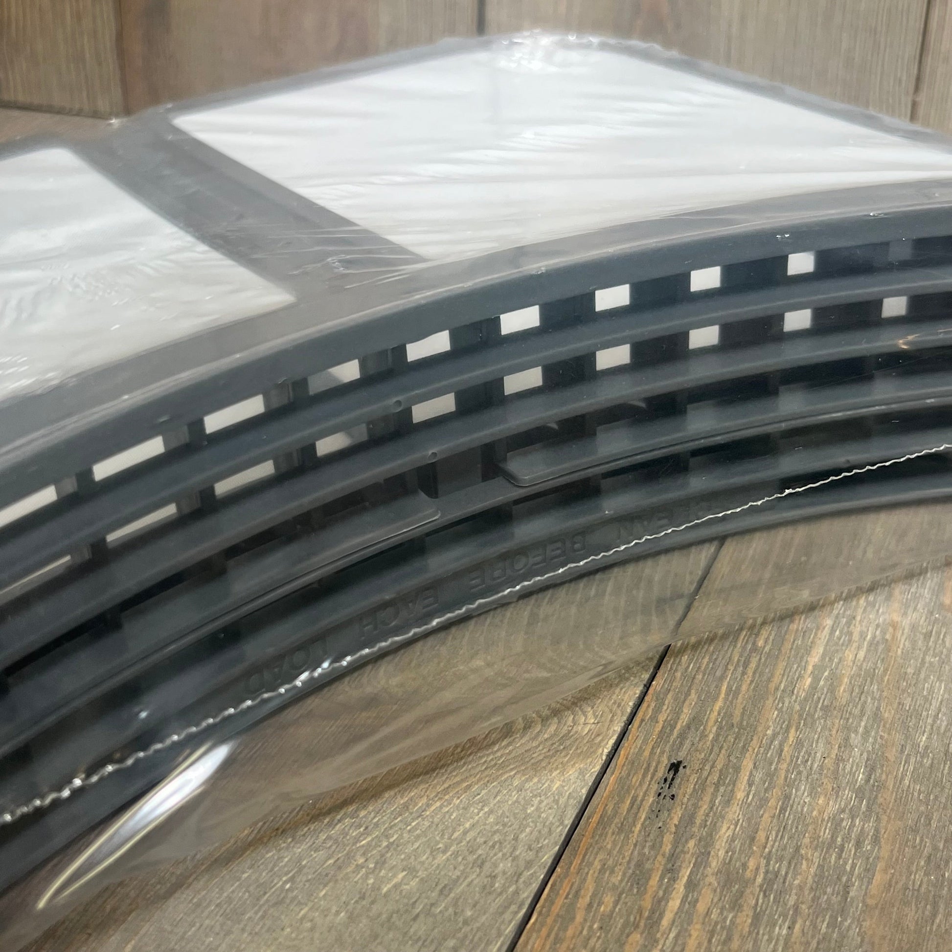 Replacement screen filter for dryers, compatible with Frigidaire, Electrolux, Kenmore range hoods, close-up view.