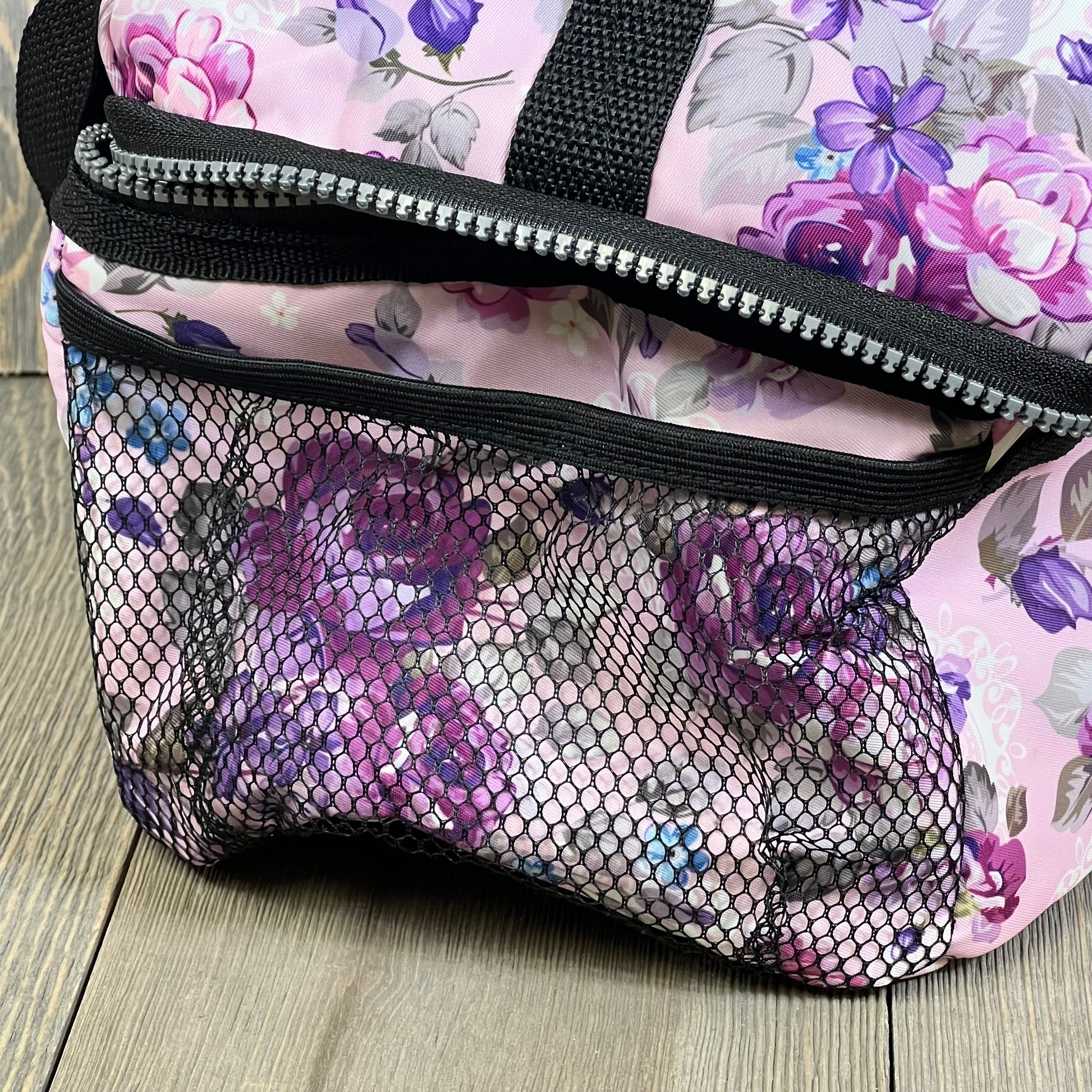 Floral purple Opux lunch box with mesh pocket, large dual compartments, ideal for women, insulated for freshness.