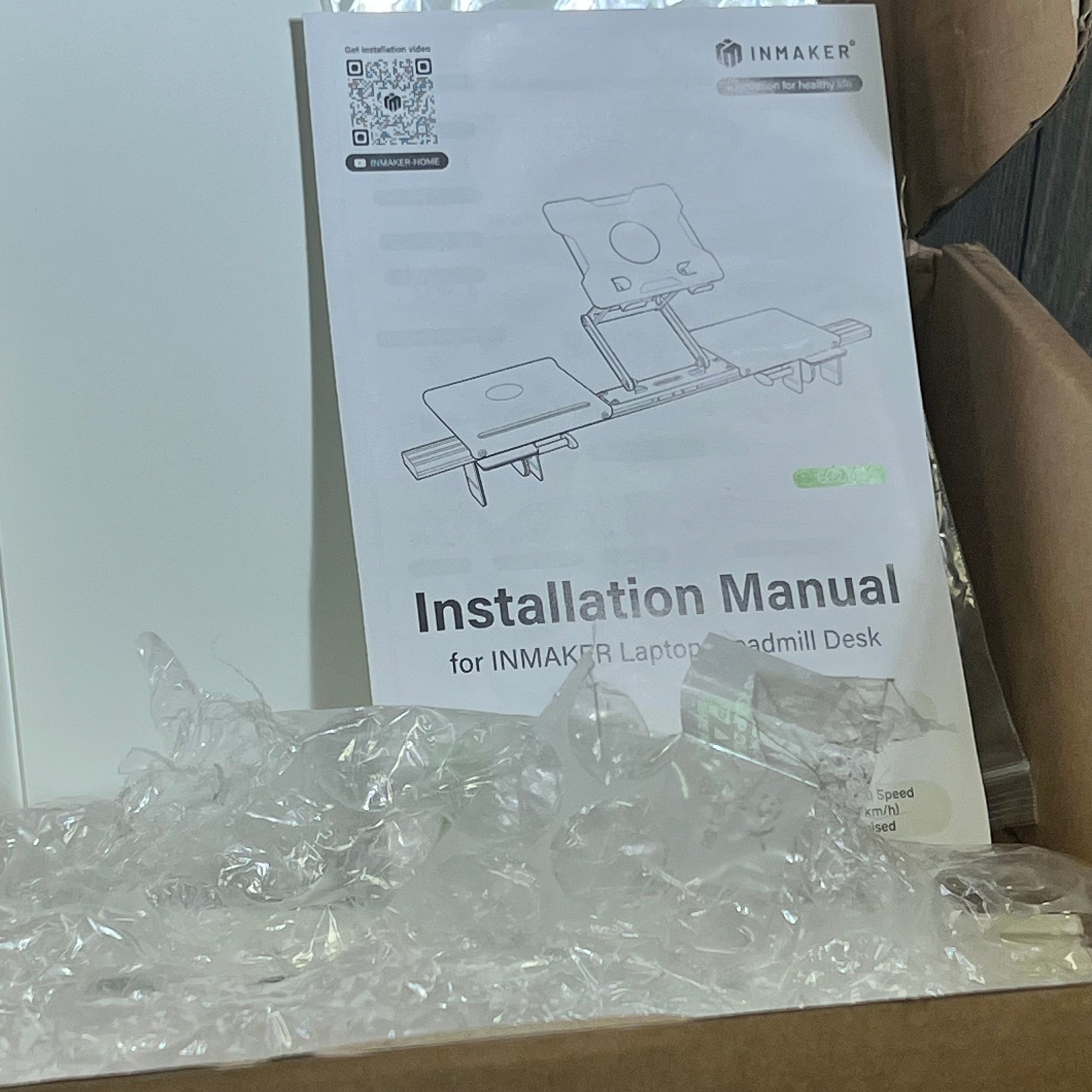 INMAKER treadmill desk installation manual, showing setup guide for universal laptop holder attachment.