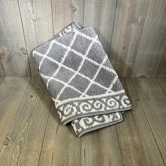 Gray HEBE indoor door mat with geometric pattern, non-slip and washable, perfect for entryways and kitchens.