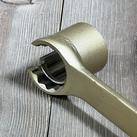 Durable Antuko IPR valve injector pressure regulator removal tool for Excursion and F-250, 1994-2003 models.
