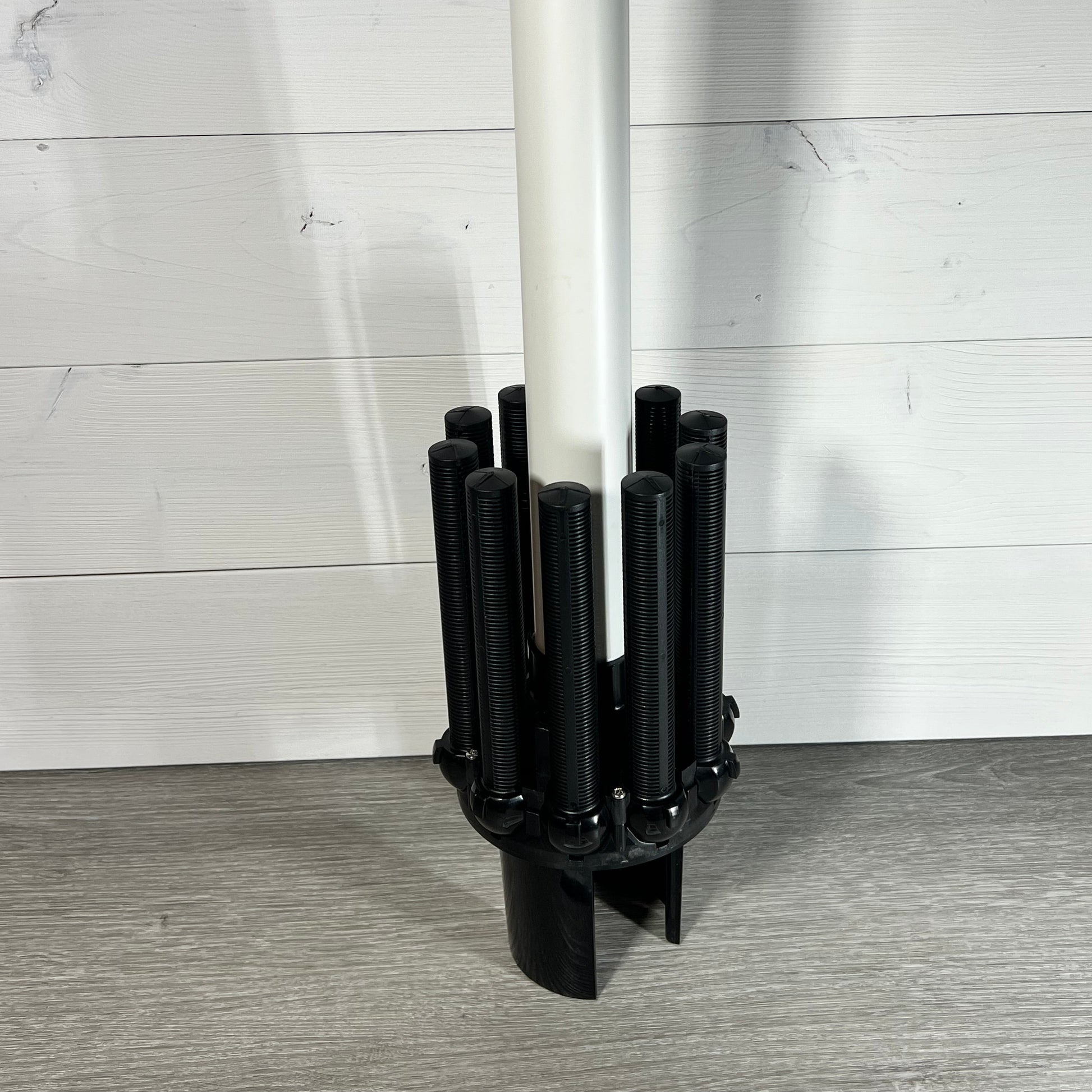 Tiroar SX244DA lateral assembly with center pipe, designed for efficient Hayward filter performance.