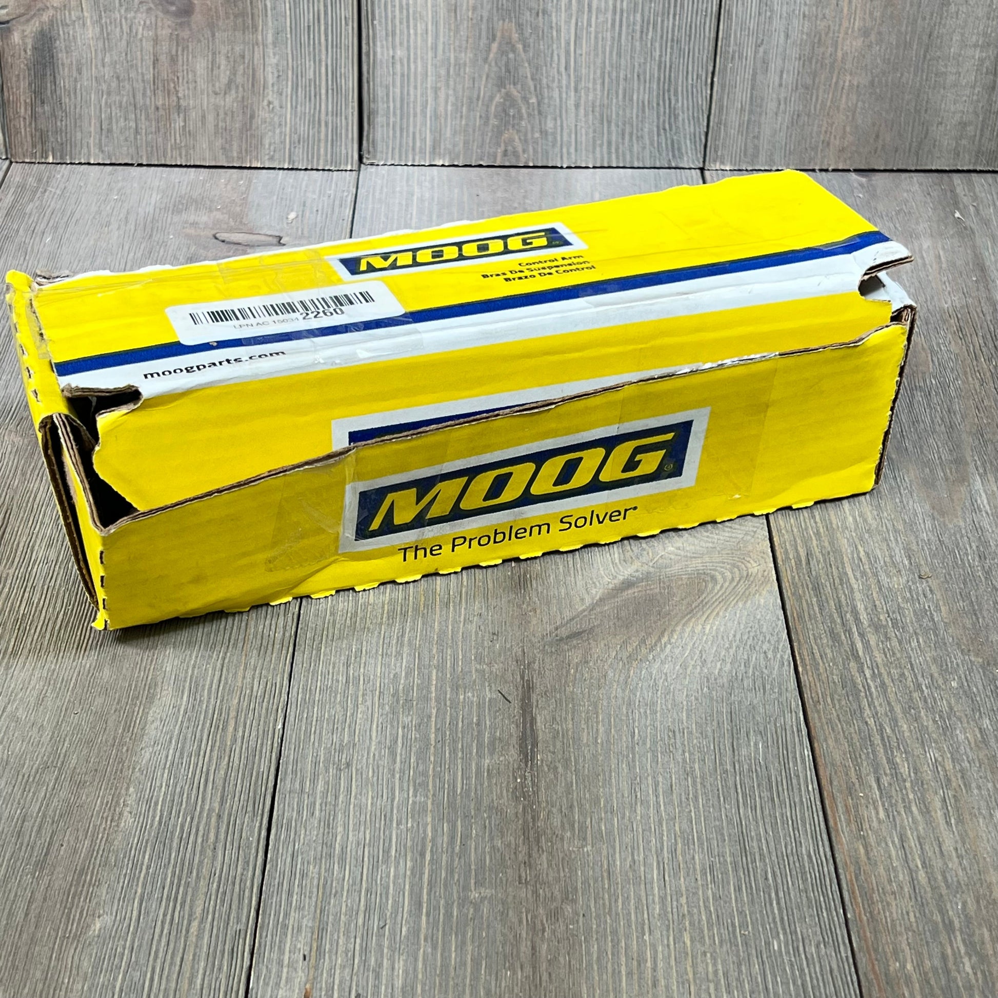 MOOG ES3625 Steering Tie Rod End packaging for Dodge Ram 2500, featuring a yellow box with branding.